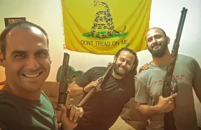 10 características do fascismo brasileiro
