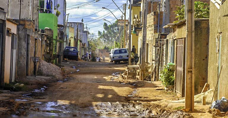 IBGE: 50 milhões de brasileiros vivem na linha de pobreza